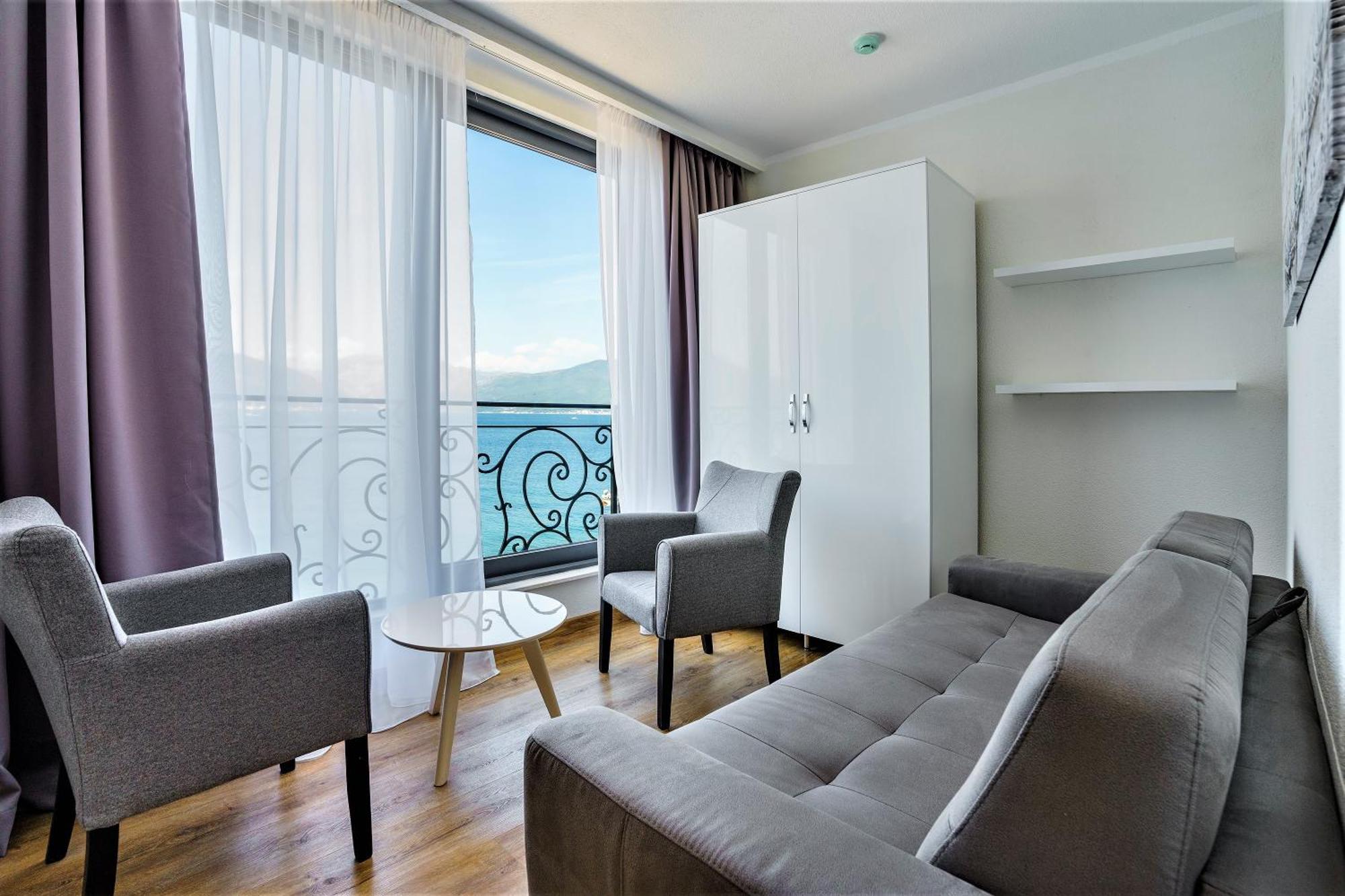 Beachfront Villa Pearl Of Adria Krasići Esterno foto
