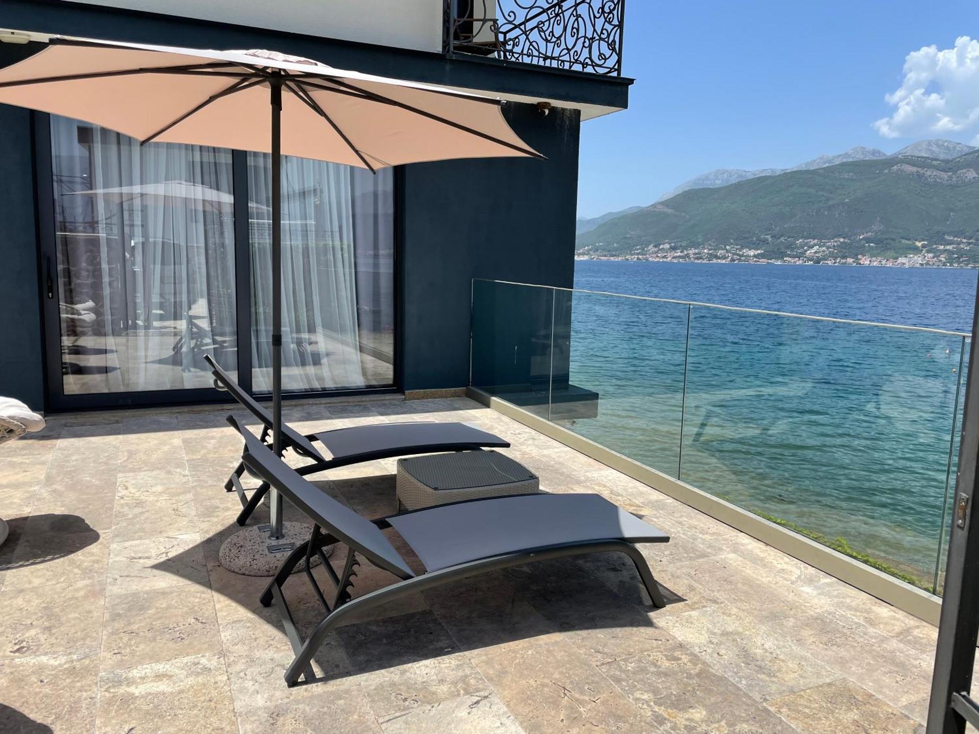 Beachfront Villa Pearl Of Adria Krasići Esterno foto