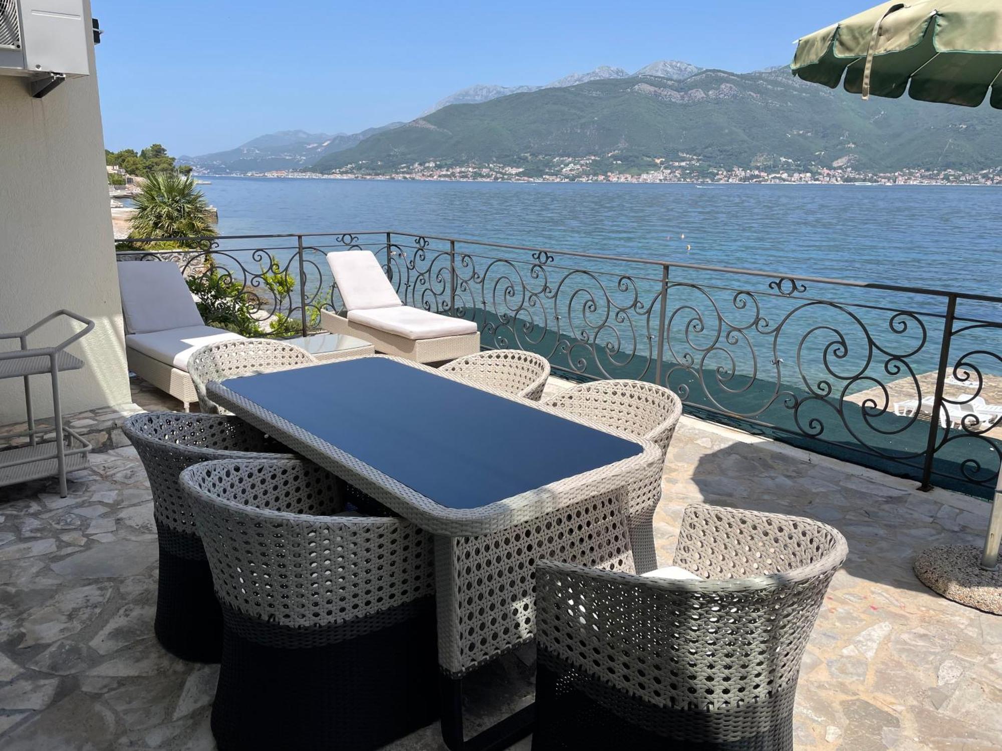 Beachfront Villa Pearl Of Adria Krasići Esterno foto
